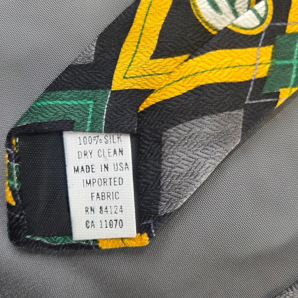 Green Bay Packers Argyle 100% Silk Tie 1999 NFLP Ralph Marin & Co